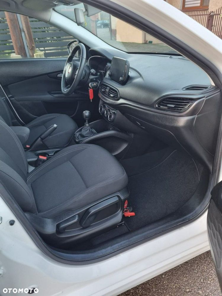 Fiat Tipo 1.4 T-Jet 16v S-Design EU6d - 11