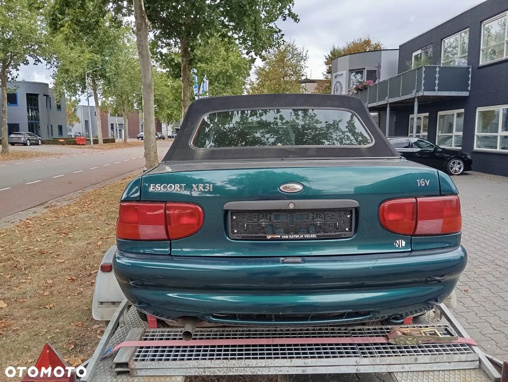 Ford Escort 1.8 16V XR3i - 4