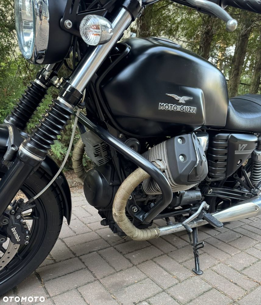 Moto Guzzi V7 - 13