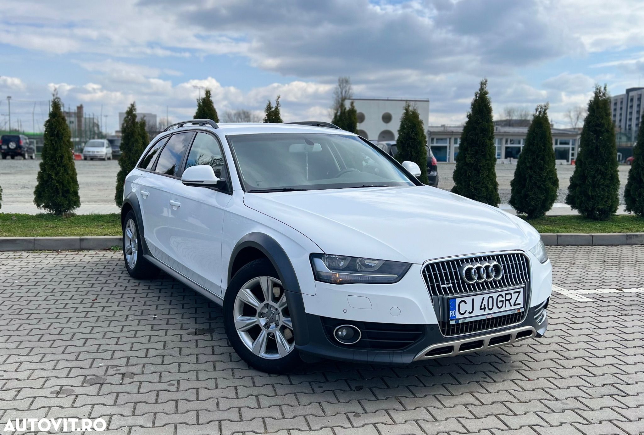 Audi A4 Allroad quattro 2.0 TDI DPF S tronic - 1
