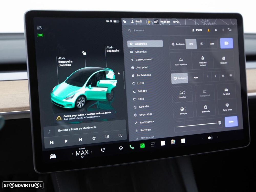 Tesla Model Y Performance Dual Motor AWD - 22