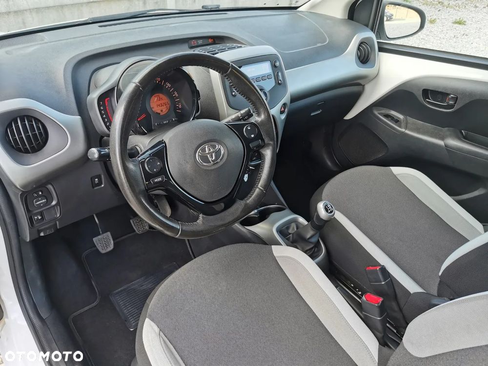 Toyota Aygo x-cite - 9