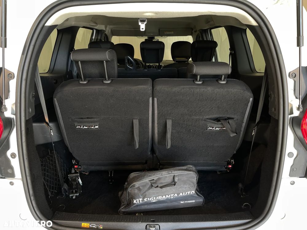 Dacia Lodgy 1.5 Blue dCi Laureate - 13