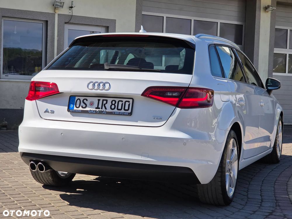 Audi A3 Sportback 2.0 TDI Ambiente - 14