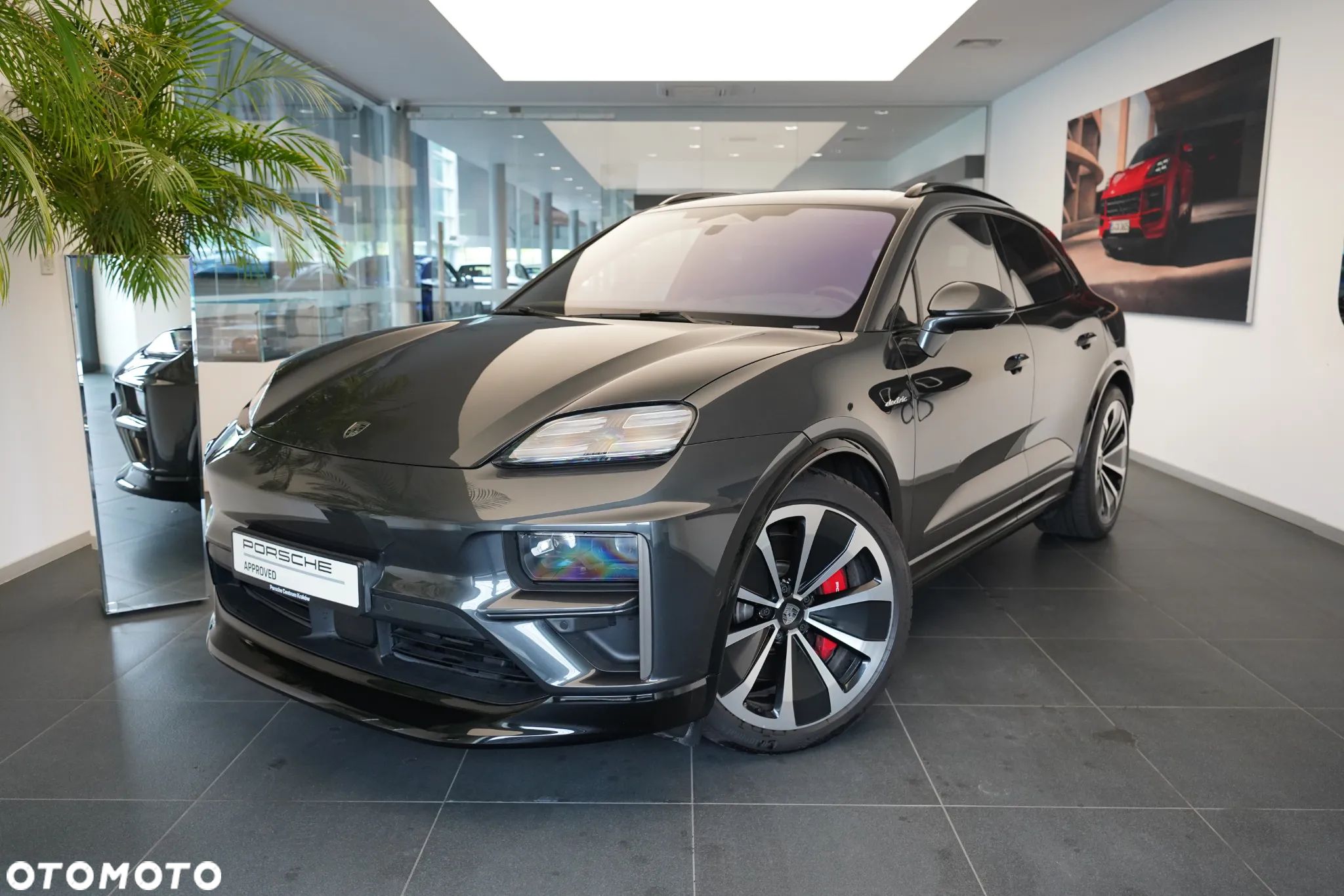 Porsche Macan Turbo 100kWh - 1
