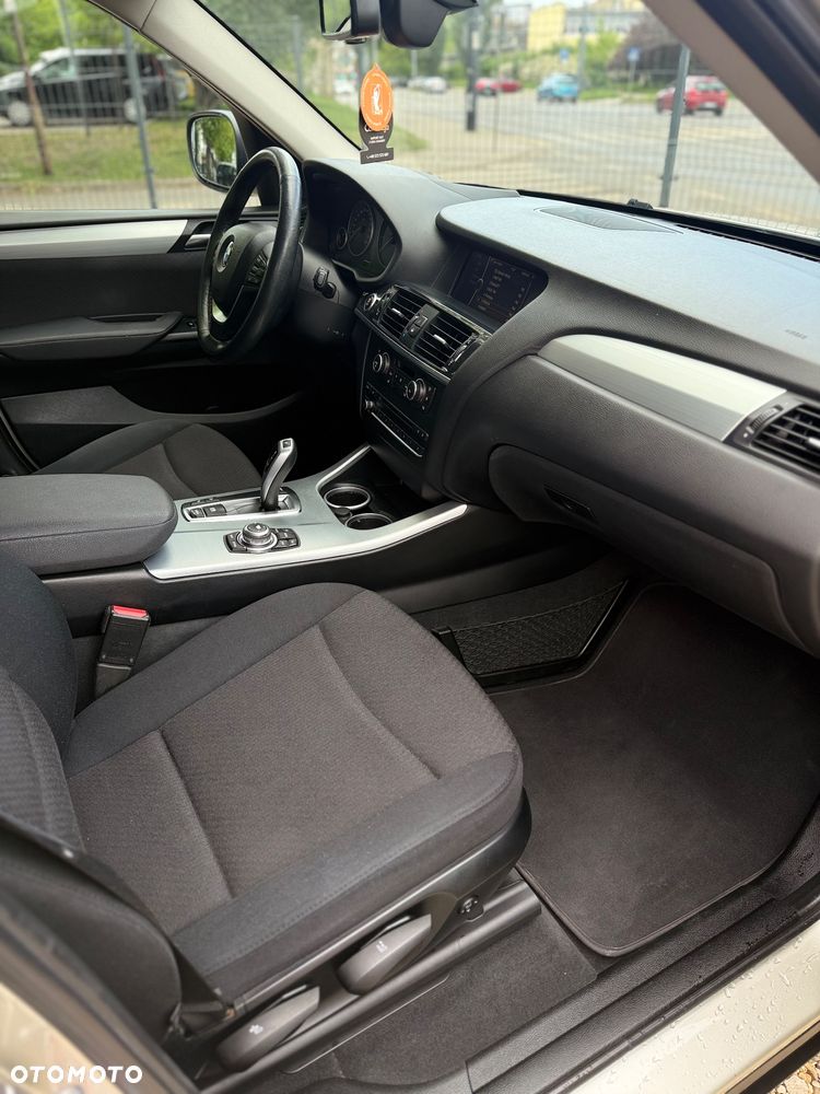 BMW X3 sDrive20i xLine - 8