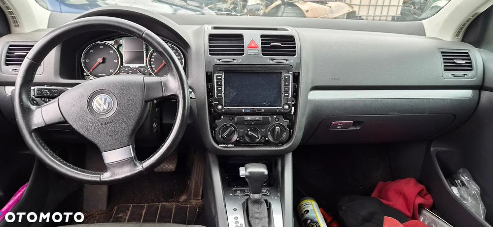 VW Golf 5 V 1,9 TDI 77kW 105KM 2006r 5d hatchback LC9Z - 8
