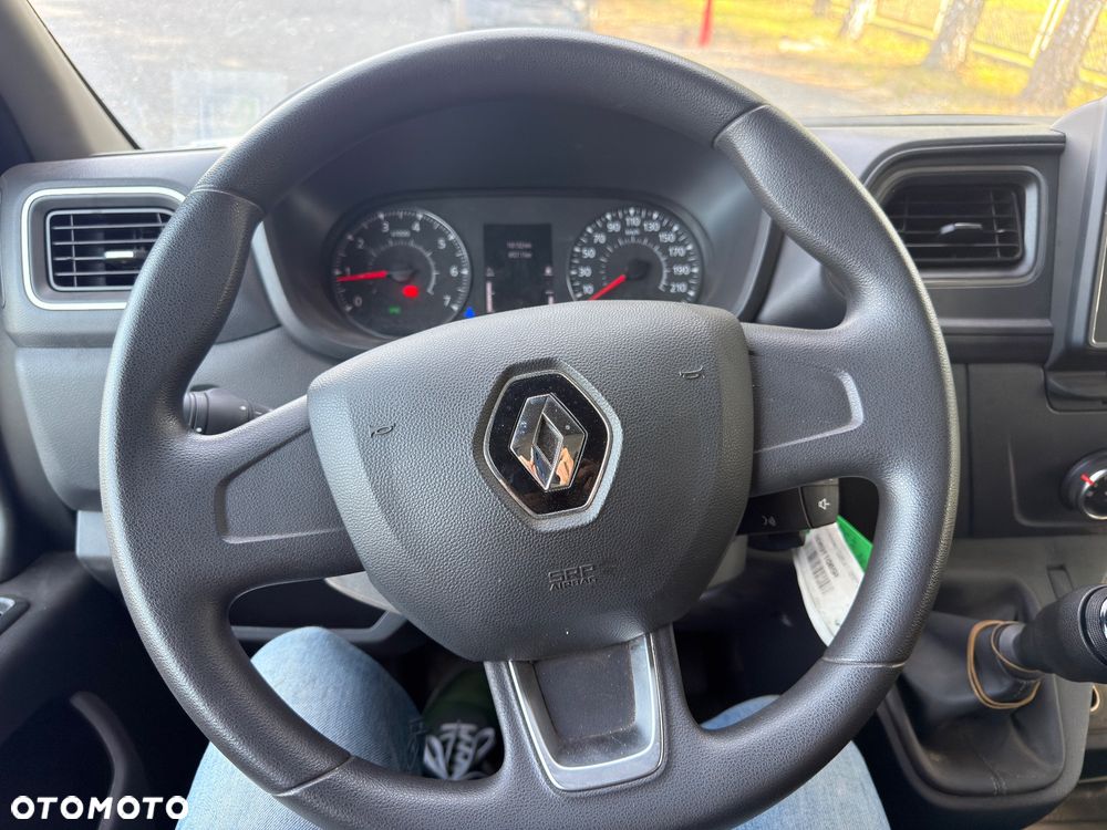 Renault Master - 9