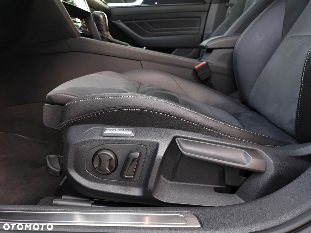 Volkswagen Arteon 2.0 TSI R-Line DSG - 25