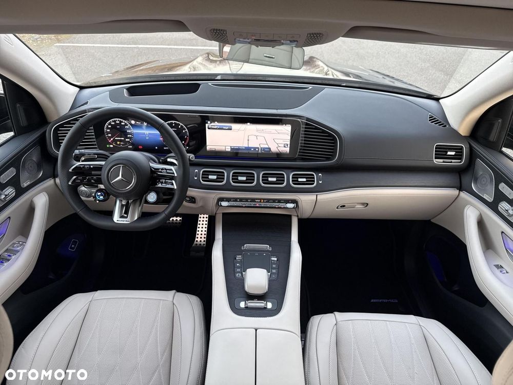 Mercedes-Benz GLS - 20