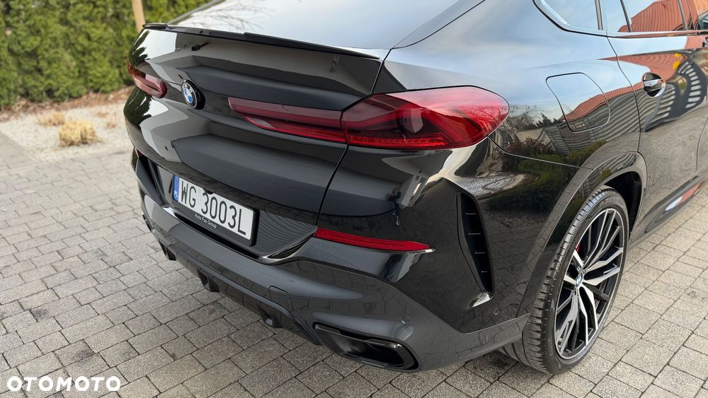 BMW X6 xDrive40d - 13
