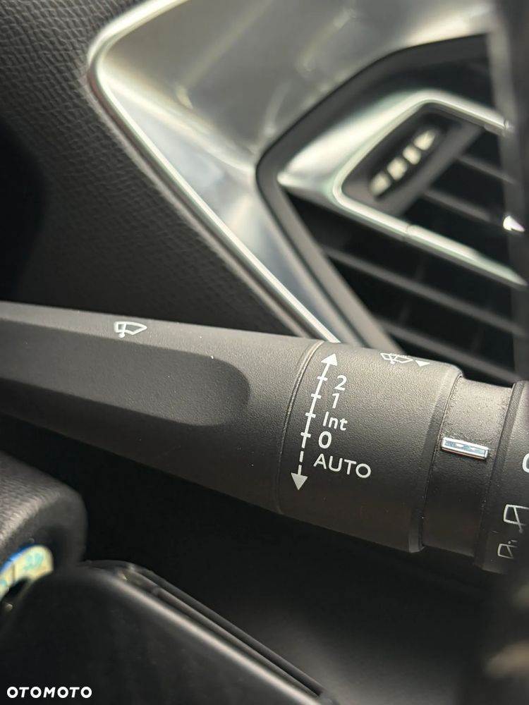 Peugeot 308 BlueHDi 120 Stop & Start Allure - 36