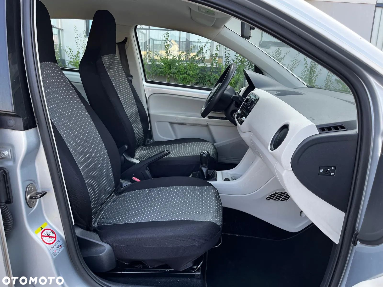 Volkswagen up! - 6