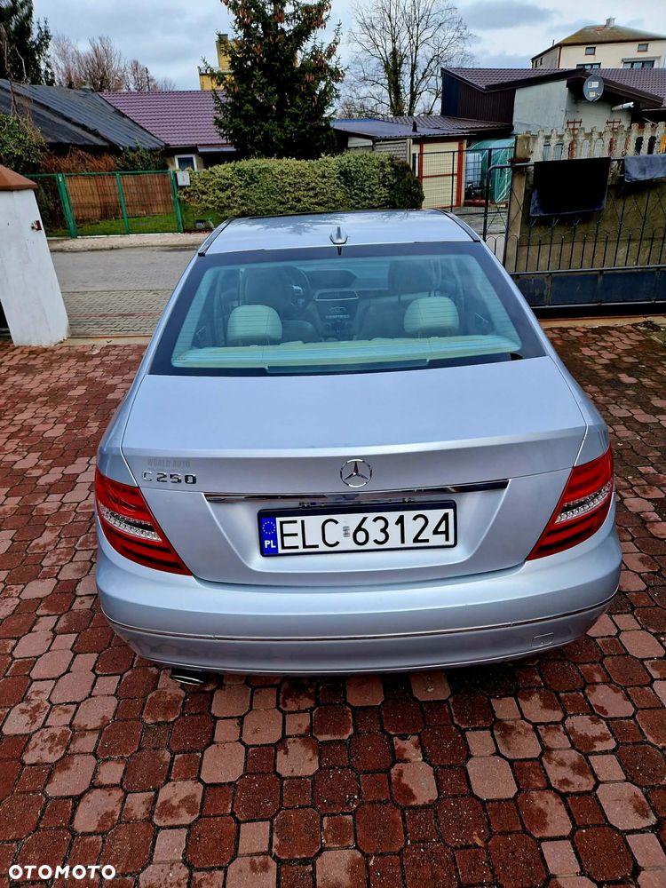 Mercedes-Benz Klasa C 250 CGI Automatik BlueEFFICIENCY - 4
