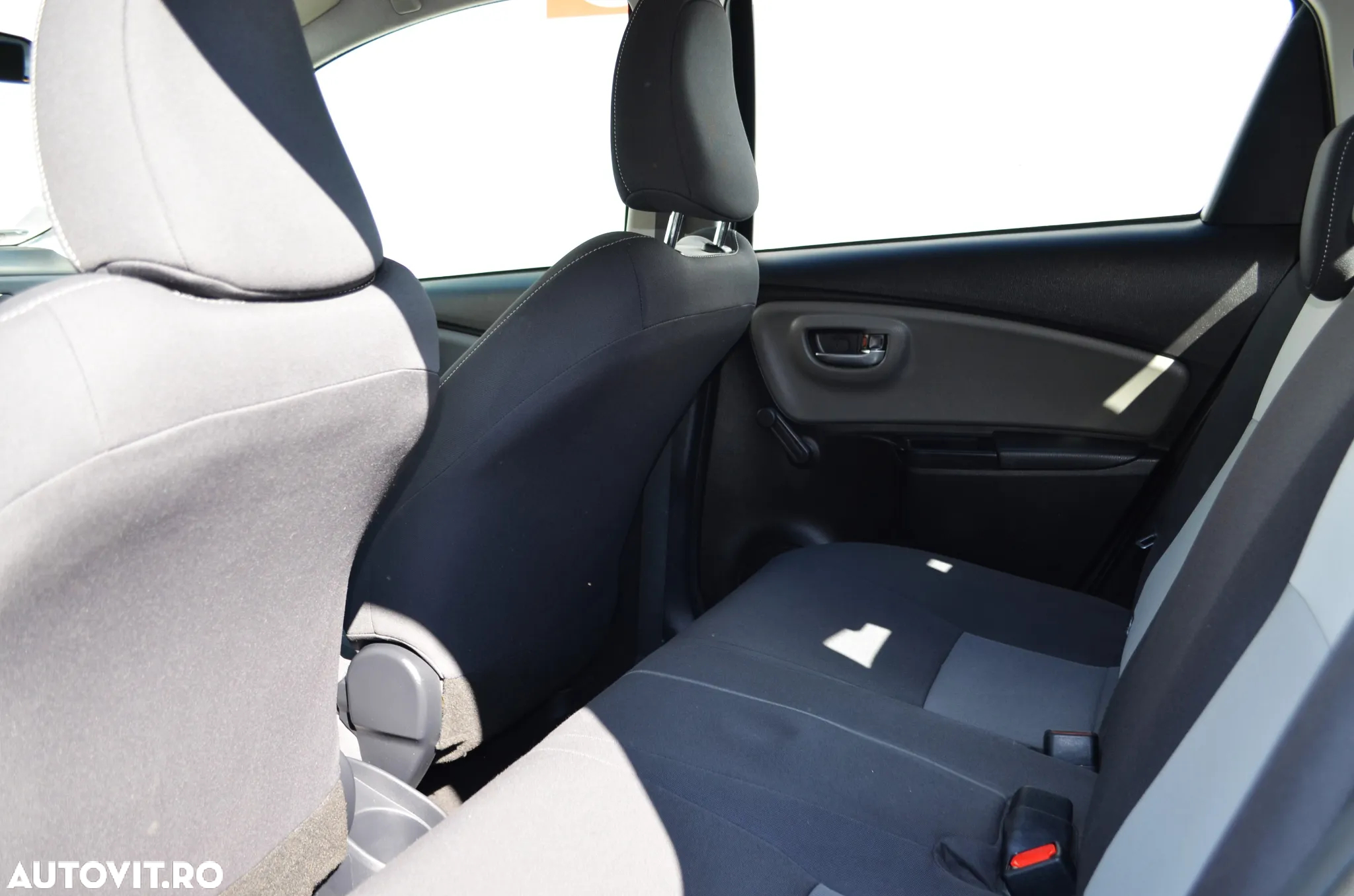 Toyota Yaris - 9