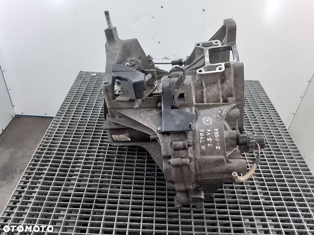 SKRZYNIA BIEGÓW MANUALNA JAGUAR X-TYPE 1X4R-7002-AD 2.5 V6 - 5