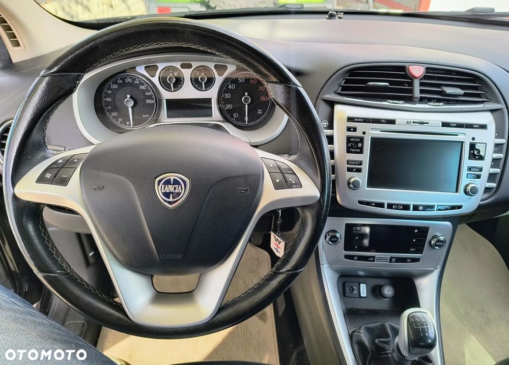 Lancia Delta 1.4 MultiAir Oro S&S - 14