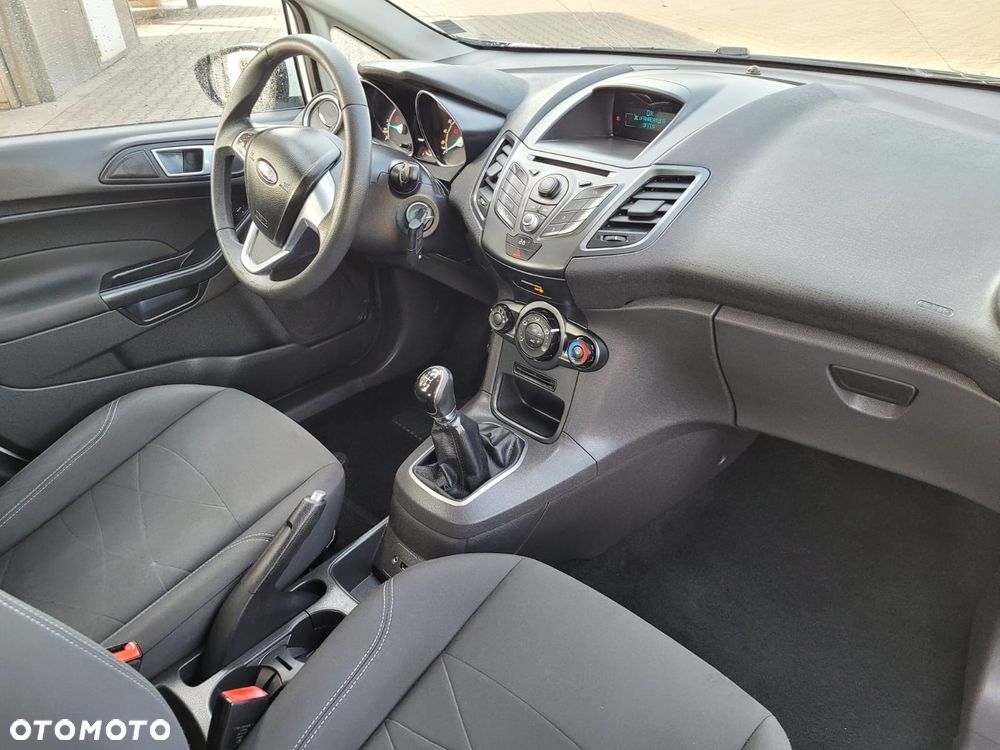 Ford Fiesta - 7