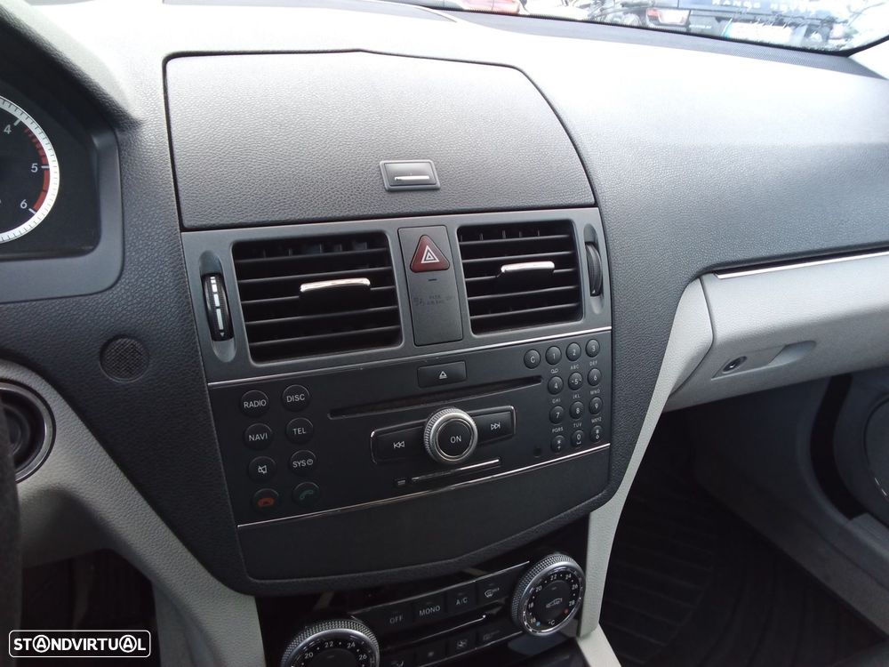 Mercedes-Benz C 200 CDi Avantgarde BlueEfficiency - 22