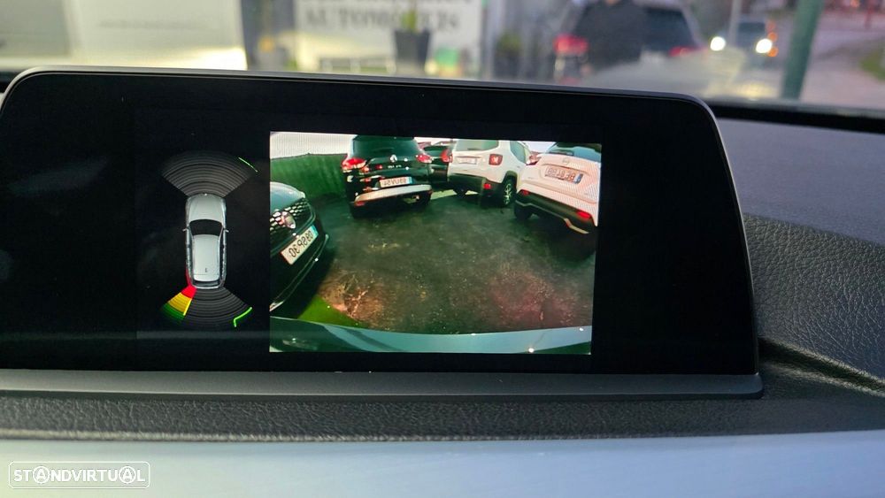 BMW 320 d Line Sport - 31