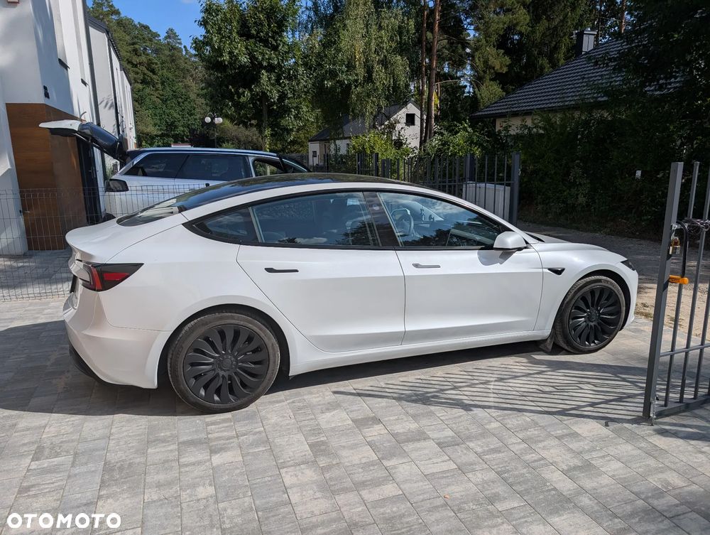 Tesla Model 3 Long Range AWD - 16