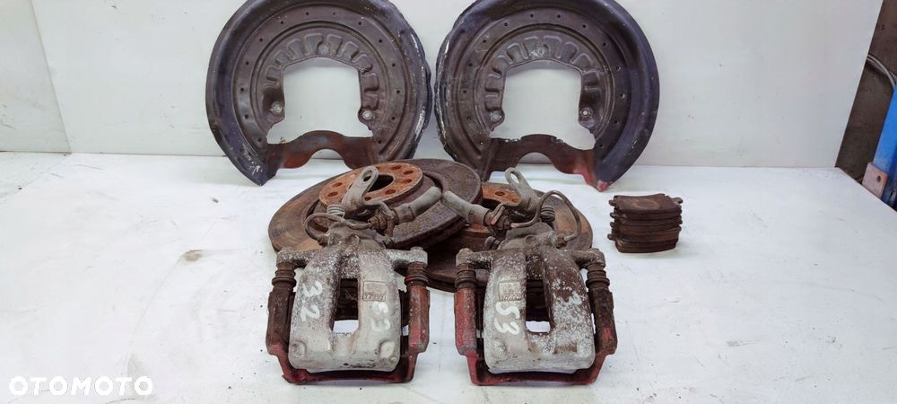 ZACISKI HAMULCOWE TYŁ AUDI A3 VW R32 3.2 310MM - 1