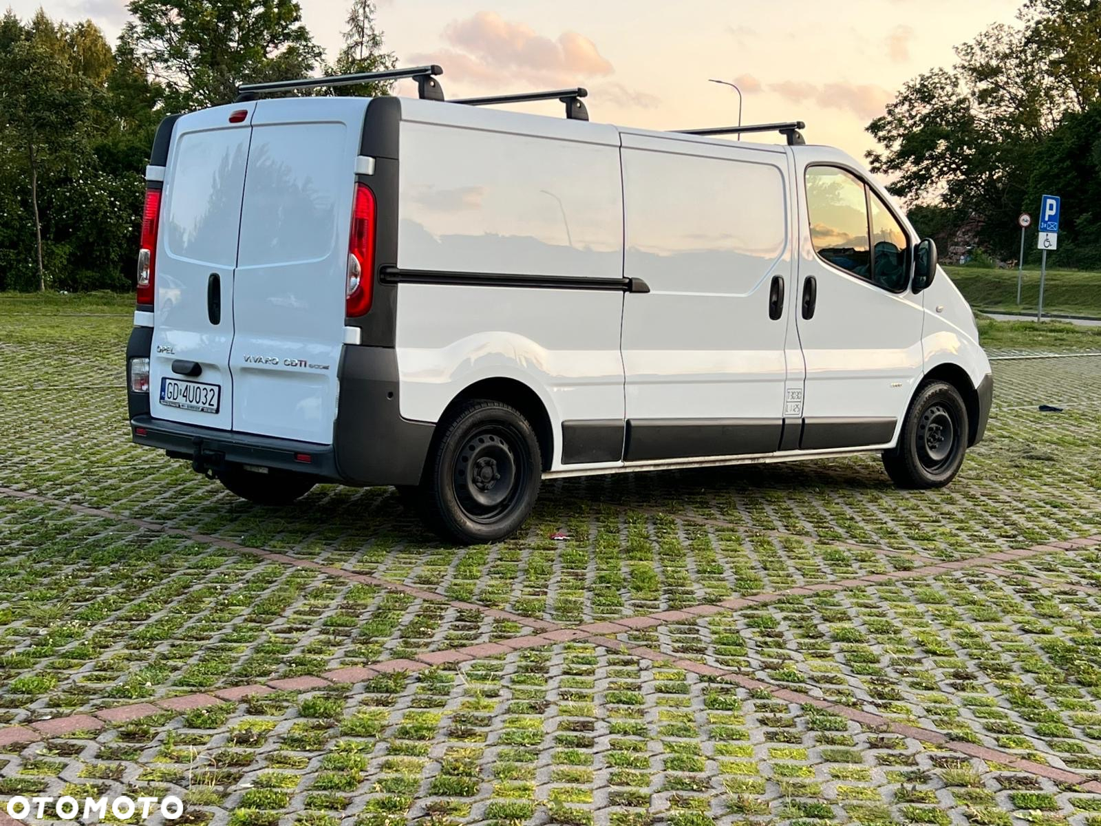 Opel Vivaro - 5