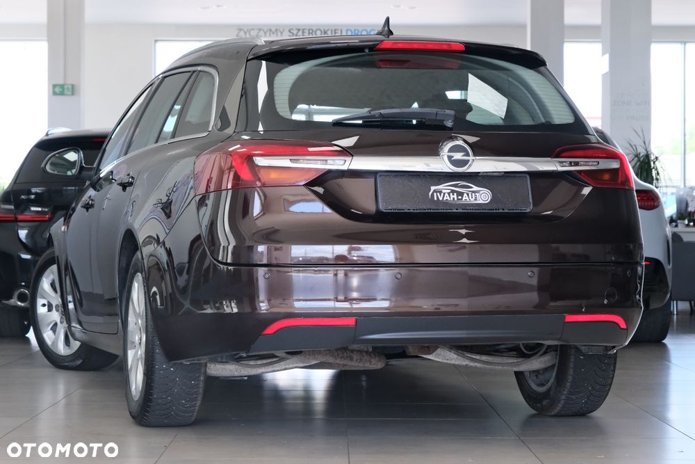 Opel Insignia - 8