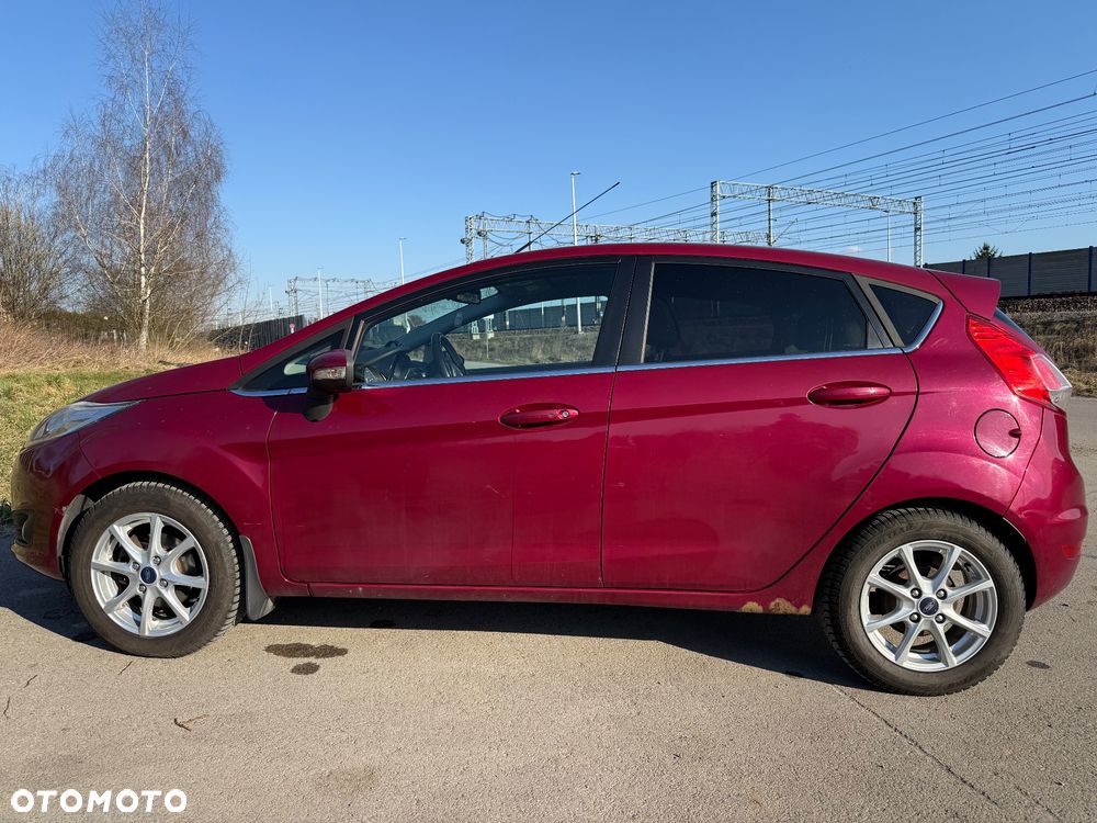 Ford Fiesta 1.0 EcoBoost STart-Stop Titanium - 4