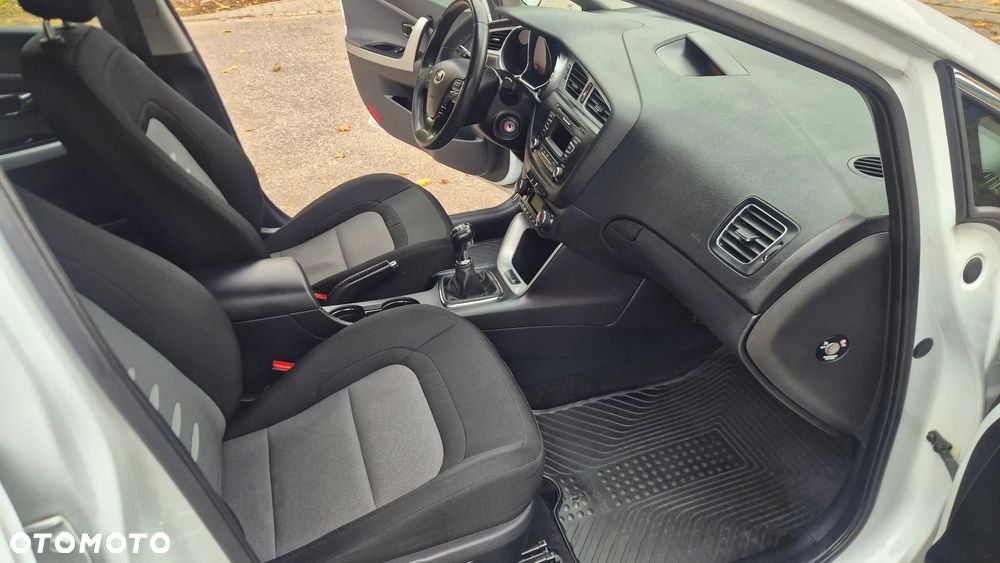 Kia Ceed 1.4 CRDi 90 Vision - 7