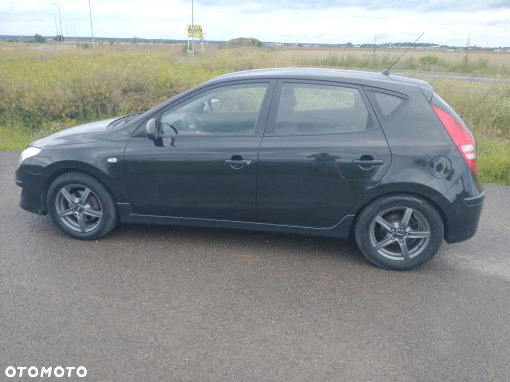 Hyundai i30 1.4 Base - 6