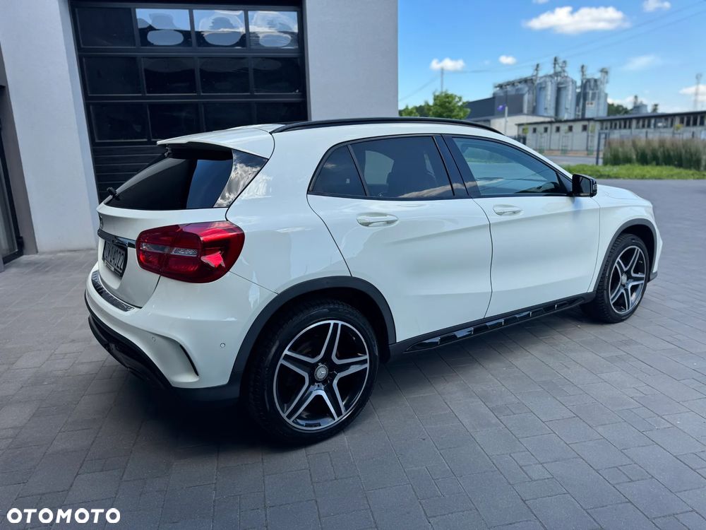 Mercedes-Benz GLA 250 4-Matic - 7
