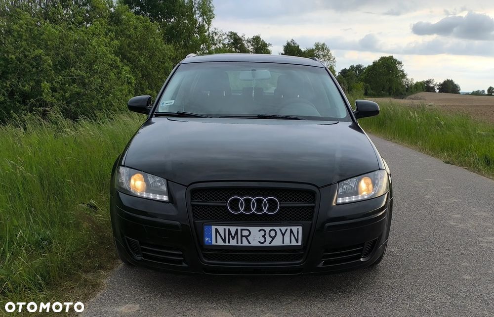Audi A3 Sportback 1.9 TDIe DPF - 8