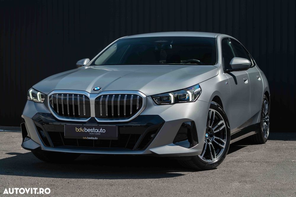 BMW Seria 5 520i AT MHEV - 39