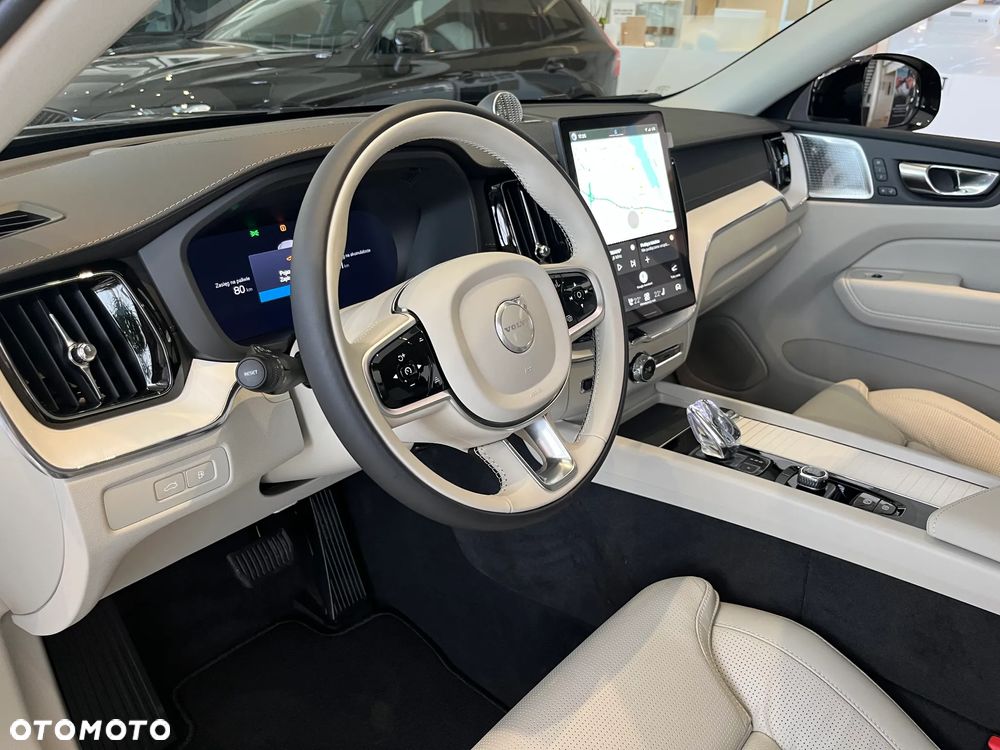 Volvo XC 60 T6 Plug-In Hybrid AWD Ultra Dark - 7