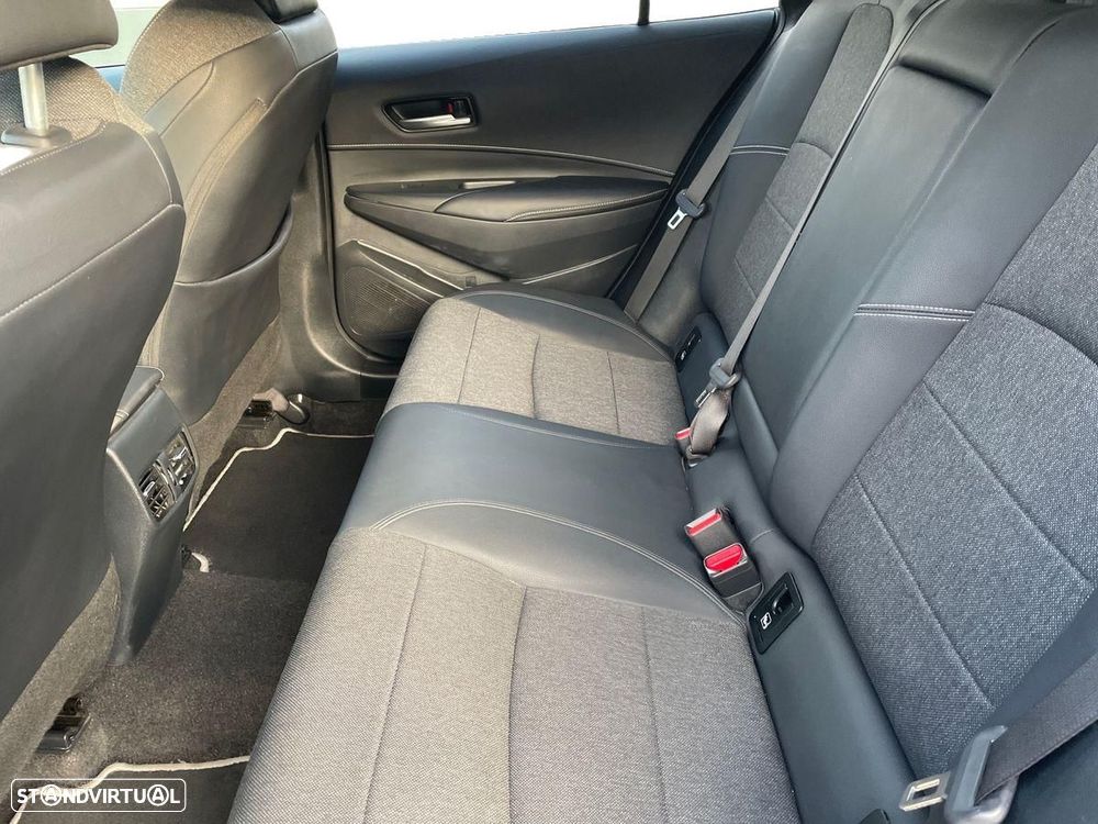 Toyota Corolla Touring Sports 1.8 Hybrid Comfort Plus - 11