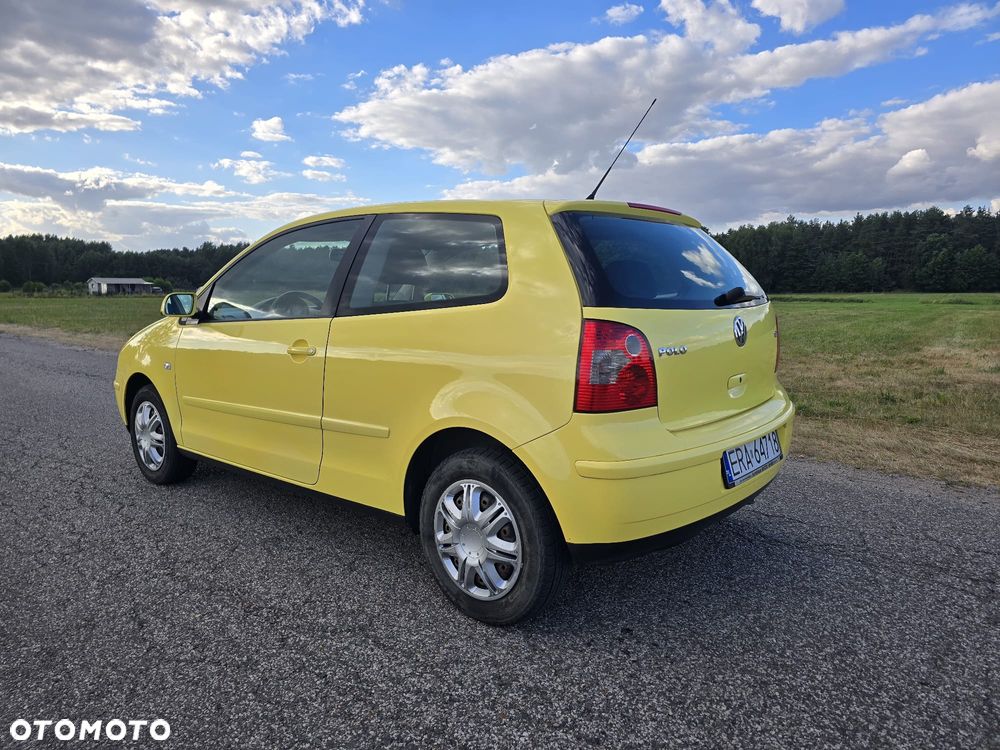 Volkswagen Polo 1.2 12V Trendline - 2