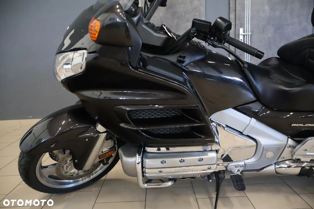 Honda GL - 8