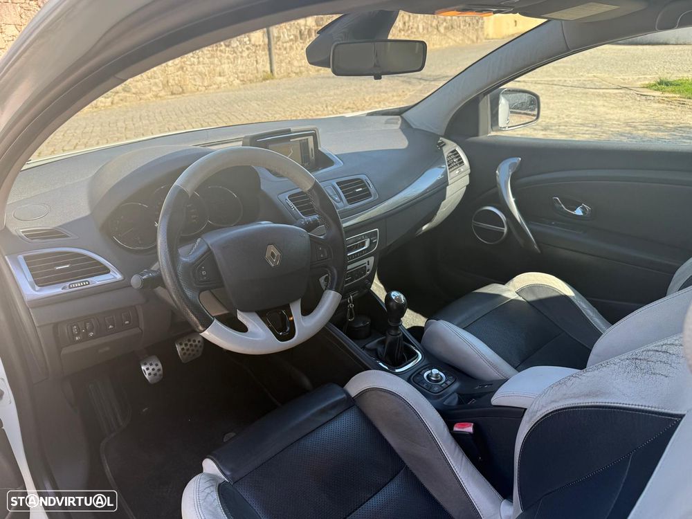 Renault Mégane Coupe Energy dCi 110 FAP Start & Stop GT Line - 11