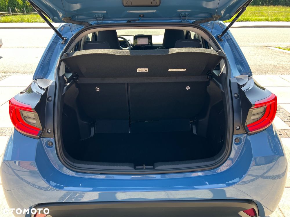 Toyota Yaris Hybrid 1.5 Premiere Edition - 29