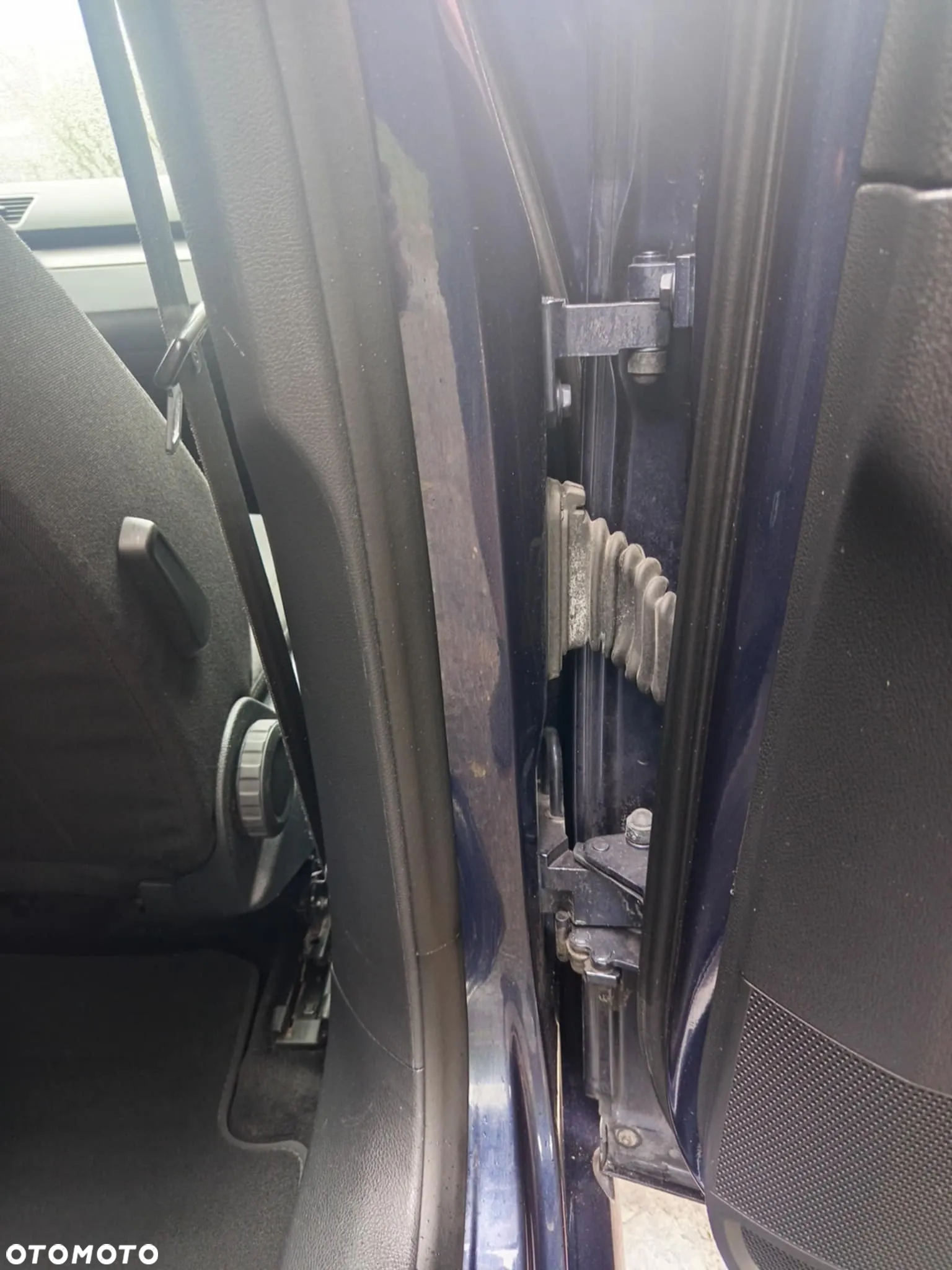 Volkswagen Passat 2.0 TDI Comfortline - 34