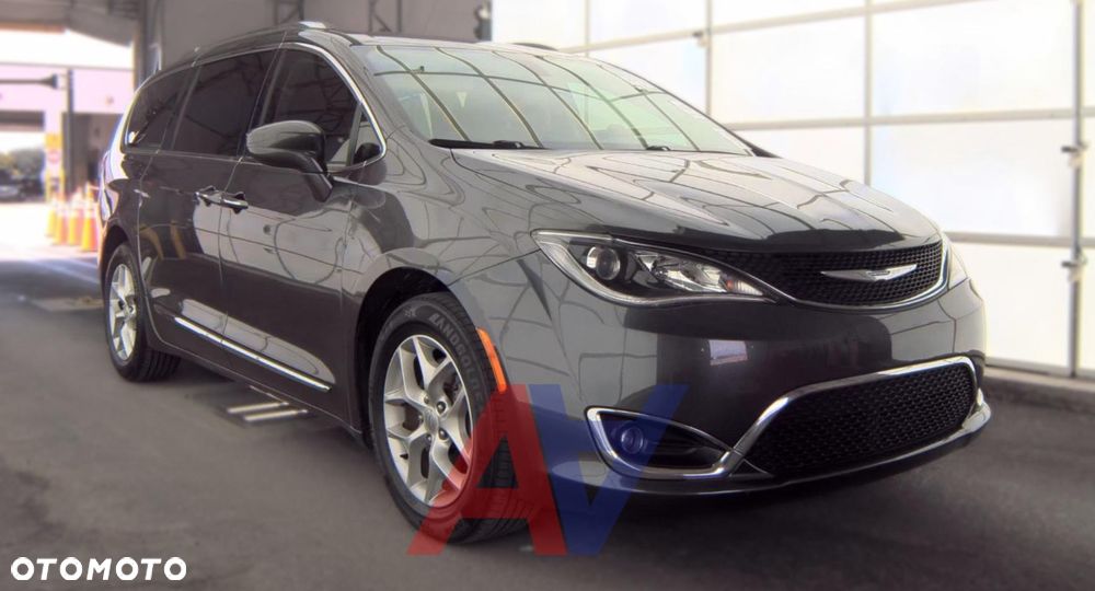 Chrysler Pacifica - 2