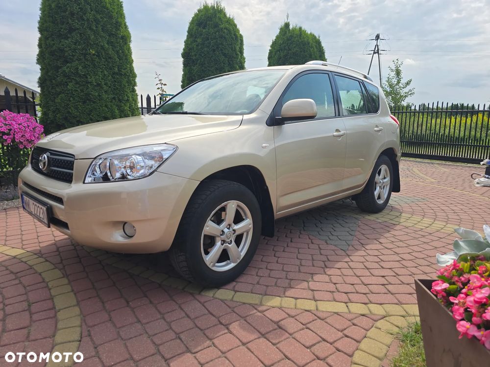 Toyota RAV4 2.0 VVT-i Sol - 2