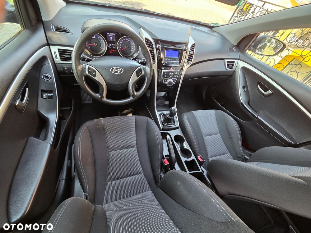 Hyundai i30 1.4 Classic - 9
