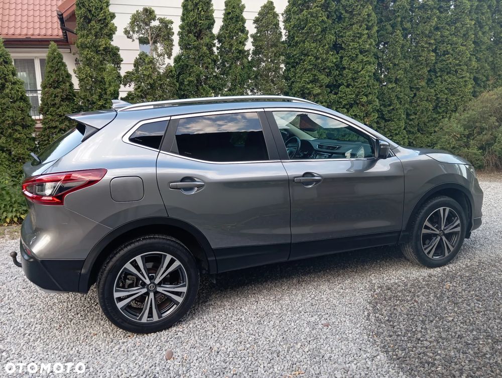 Nissan Qashqai 1.6 DCi N-Connecta - 6