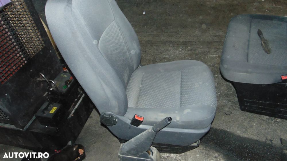 Scaun sofer VW T5 an 2013 - 5