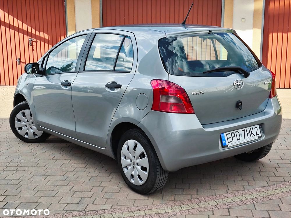 Toyota Yaris 1.0 VVT-i Sol - 16