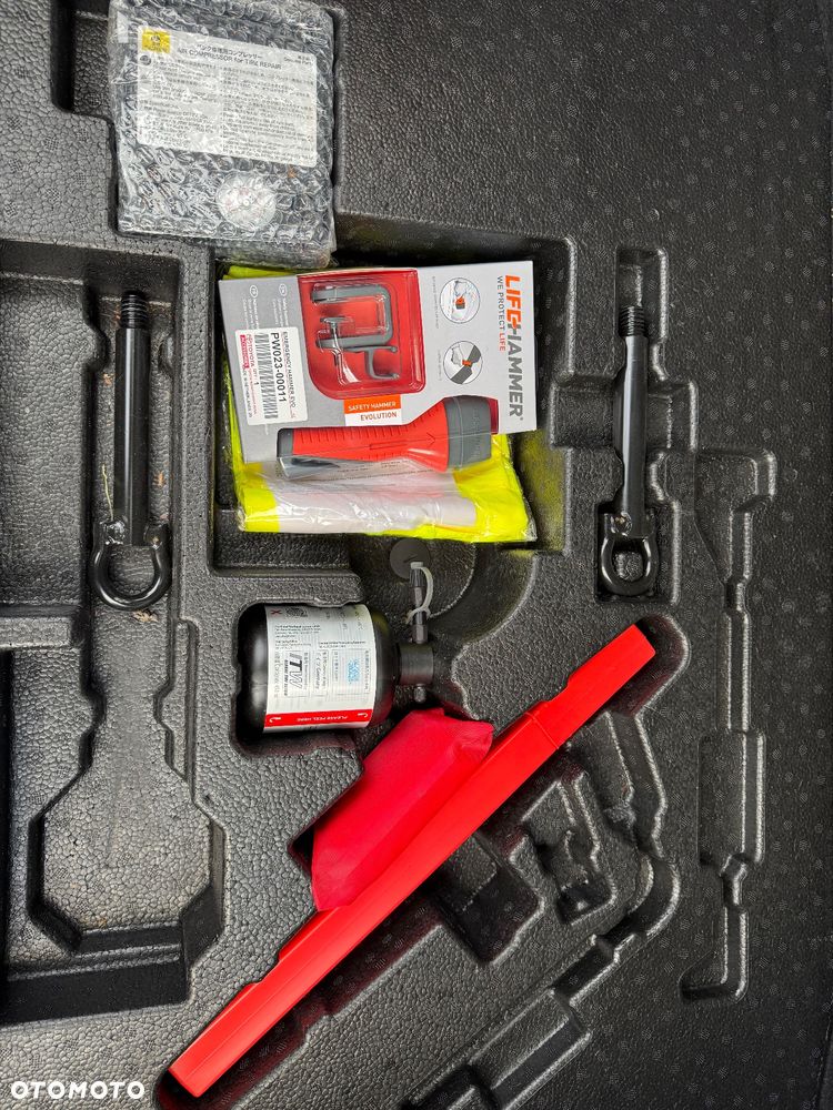 Toyota C-HR 1.8 Hybrid Executive - 23