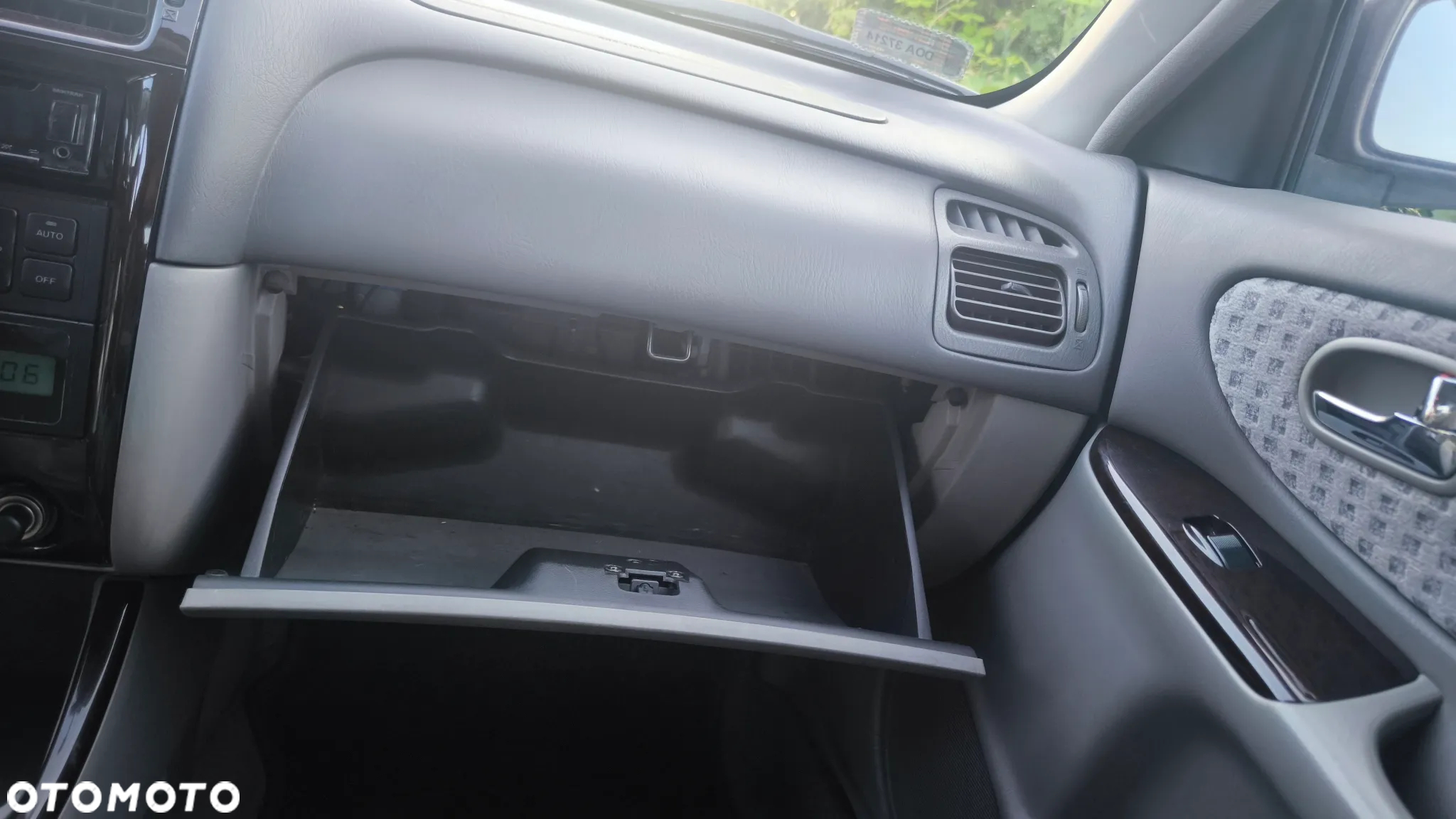 Mazda 626 2.0 - 11