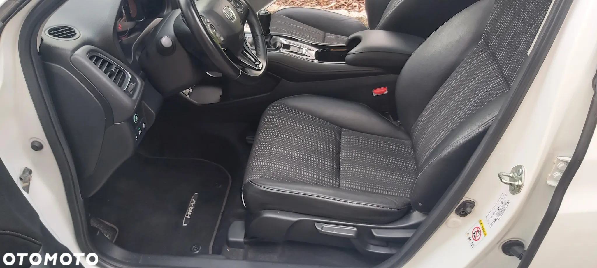 Honda HR-V 1.5 i-VTEC Executive - 21